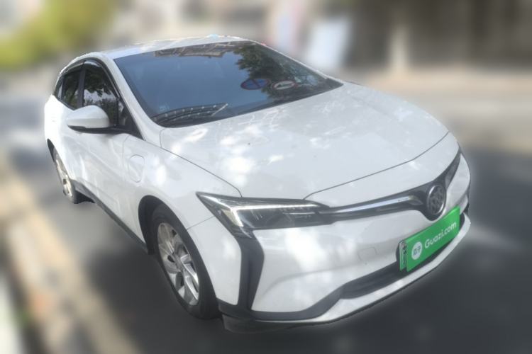 Used Buick Velite 6 2022 Connected & Shared PLUS Front Right 45 Deg