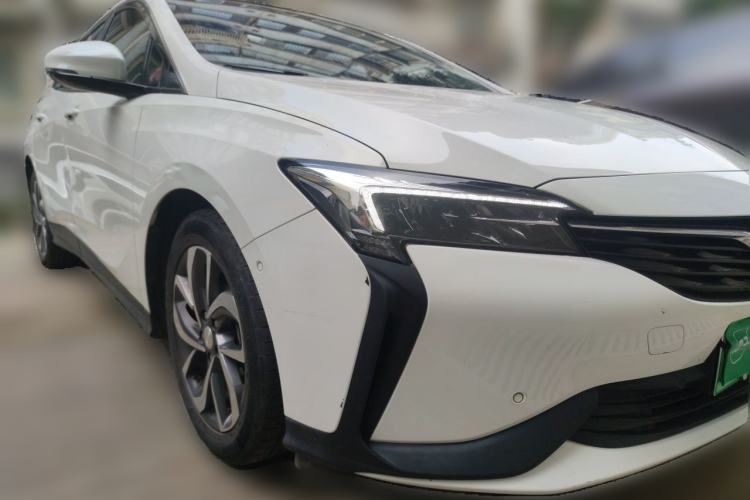 Used Buick Velite 6 2022 Plug-in Hybrid Connected Smart Model Front Right 45 Deg
