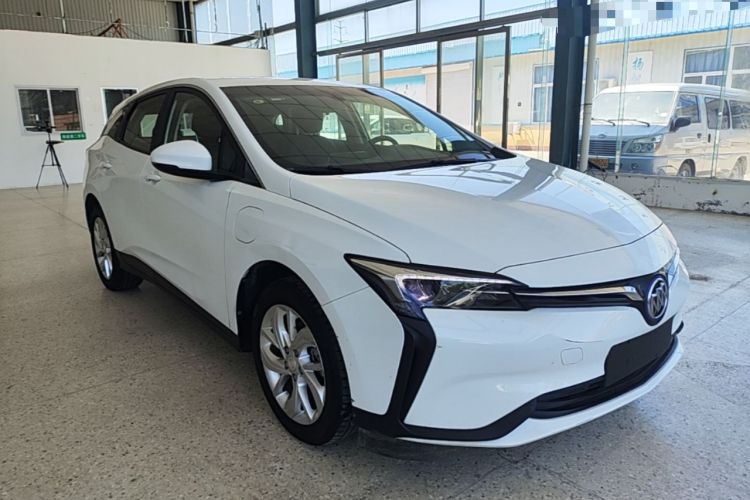 Used Buick Velite 6 2022 Connected & Shared PLUS Front Right 45 Deg