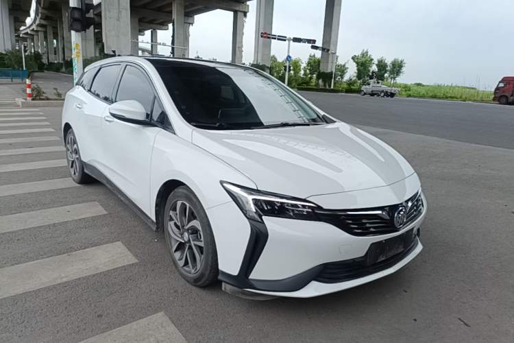 Used Buick Velite 6 2022 Plug-in Hybrid Connected Smart Edition Front Right 45 Deg