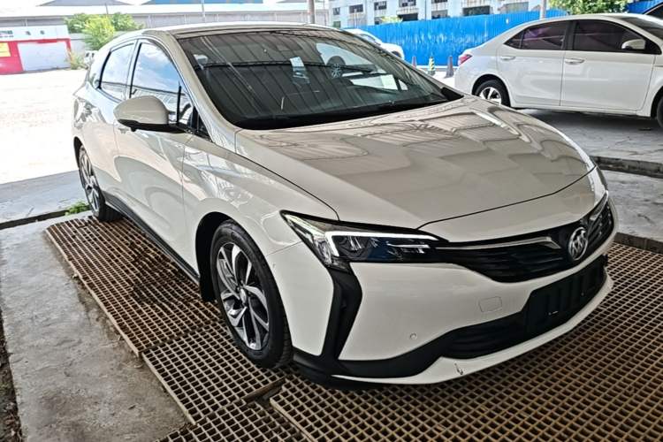 Used Buick Velite 6 2022 Plug-in Hybrid Connected Smart Model Front Right 45 Deg