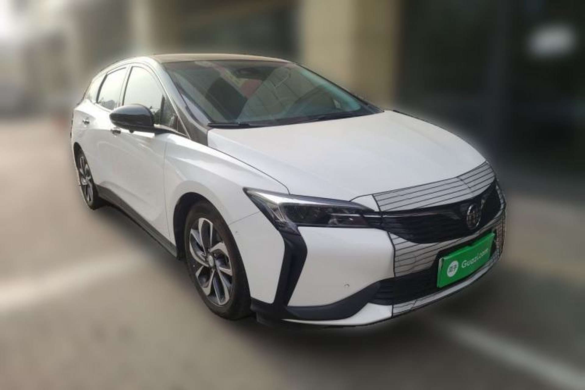 Used Buick Velite 6 2022 Plug-in Hybrid Connected Smart Model Front Right 45 Deg