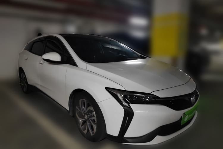 Used Buick Velite 6 2022 Plug-in Hybrid Connected Smart Edition Front Right 45 Deg