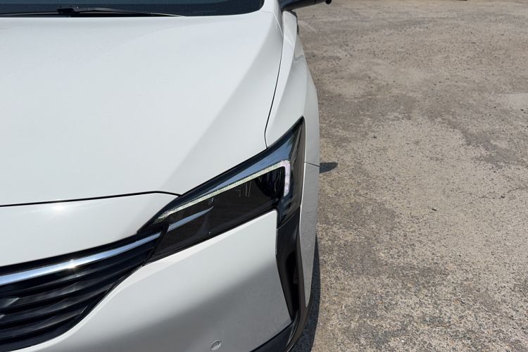 Used Buick Velite 6 2022 Plug-in Hybrid Connected Smart Model Front