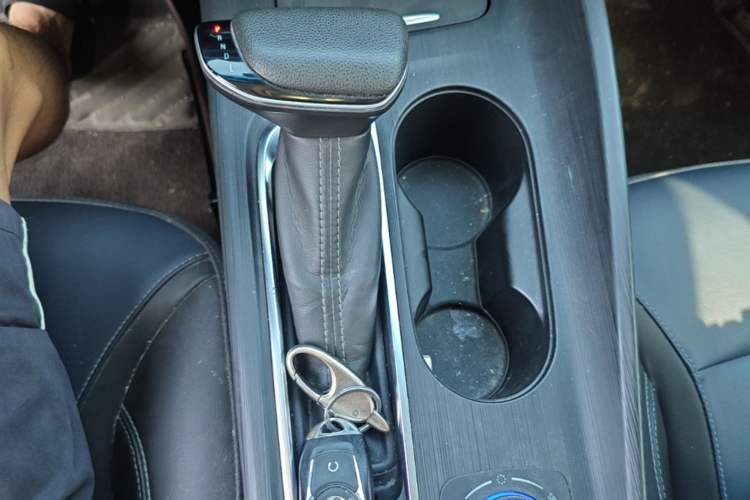 Used Buick Velite 6 2022 Plug-in Hybrid Connected & Shared Model Gear Lever