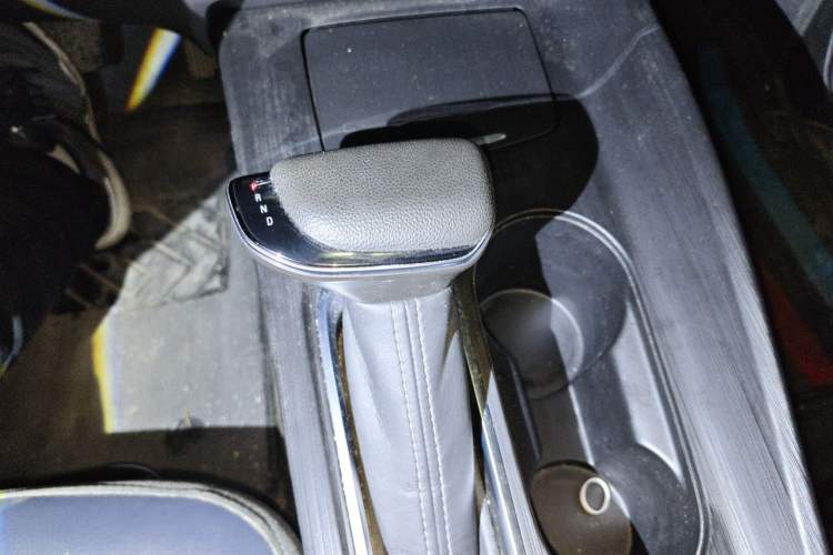 Used Buick Velite 6 2022 Connected & Shared PLUS Gear Lever
