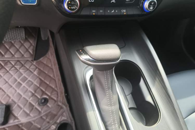 Used Buick Velite 6 2022 Connected Enjoyment PLUS Gear Lever