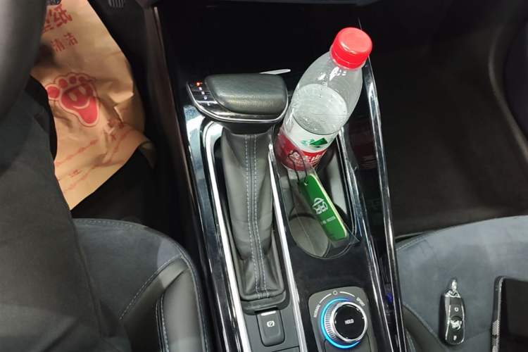 Used Buick Velite 6 2022 Plug-in Hybrid Connected Smart Model Gear Lever