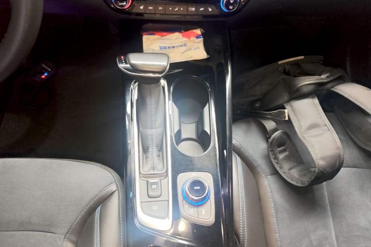 Used Buick Velite 6 2022 Connected Smart PLUS Gear Lever