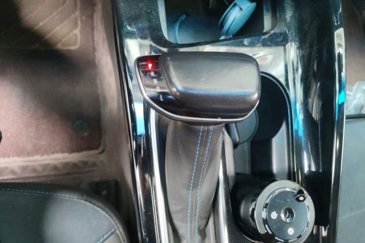 Used Buick Velite 6 2022 Plug-in Hybrid Connected Smart Model Gear Lever