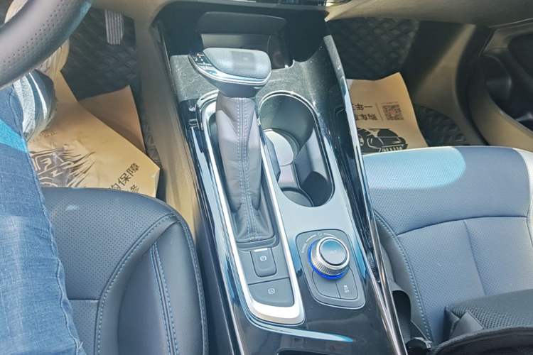 Used Buick Velite 6 2022 Plug-in Hybrid Connected Smart Edition Gear Lever