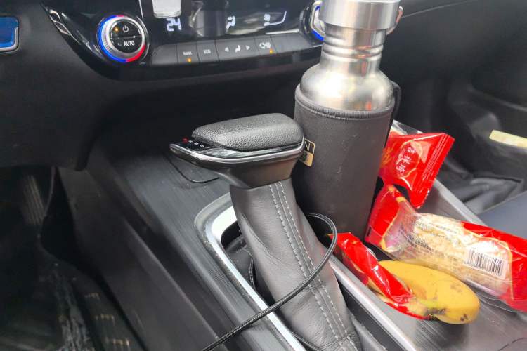 Used Buick Velite 6 2022 Connected & Shared PLUS Gear Lever