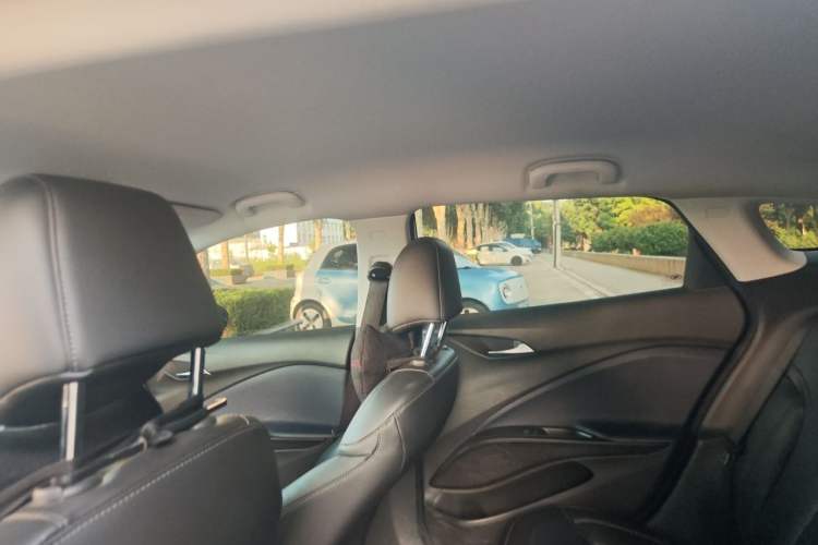 Used Buick Velite 6 2022 Connected & Shared PLUS Headliner