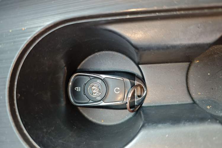 Used Buick Velite 6 2022 Connected Fashion PLUS Interior 1