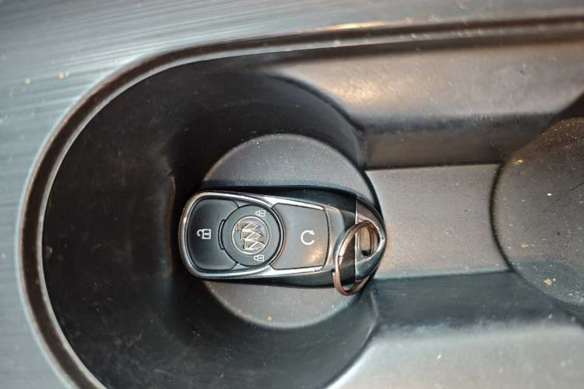 Used Buick Velite 6 2022 Connected Fashion PLUS Interior 1
