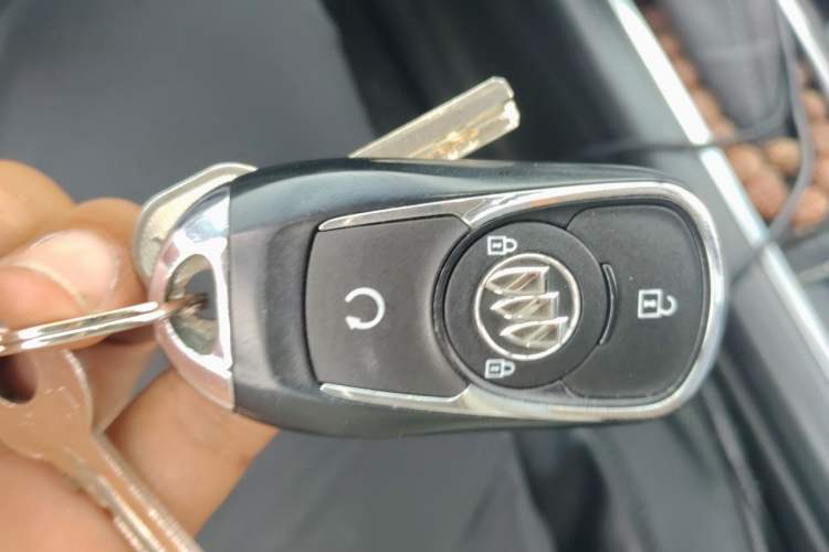 Used Buick Velite 6 2022 Connected Fashion PLUS Interior 1