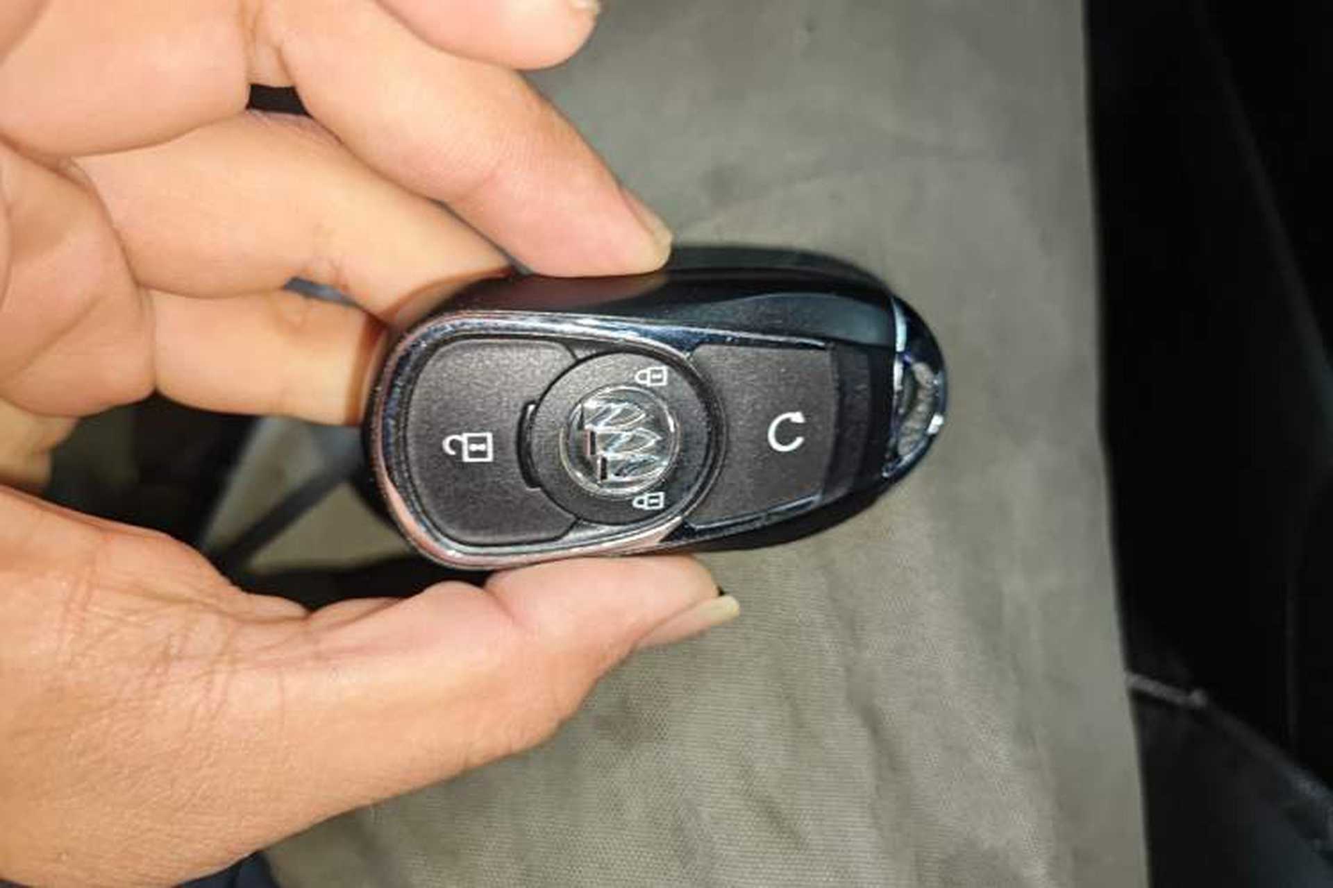 Used Buick Velite 6 2022 Plug-in Hybrid Connected Fashion Model Interior 1