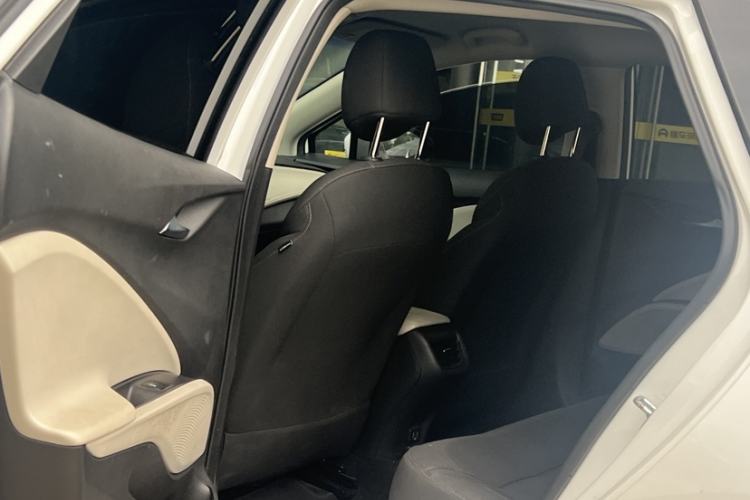 Used Buick Velite 6 2022 Plug-in Hybrid Connected Fashion Model Interior 4