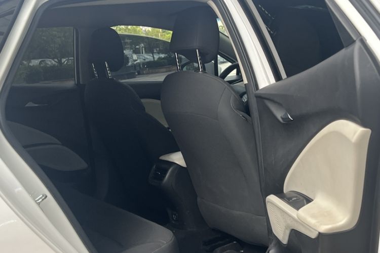 Used Buick Velite 6 2022 Plug-in Hybrid Connected Fashion Model Interior 6