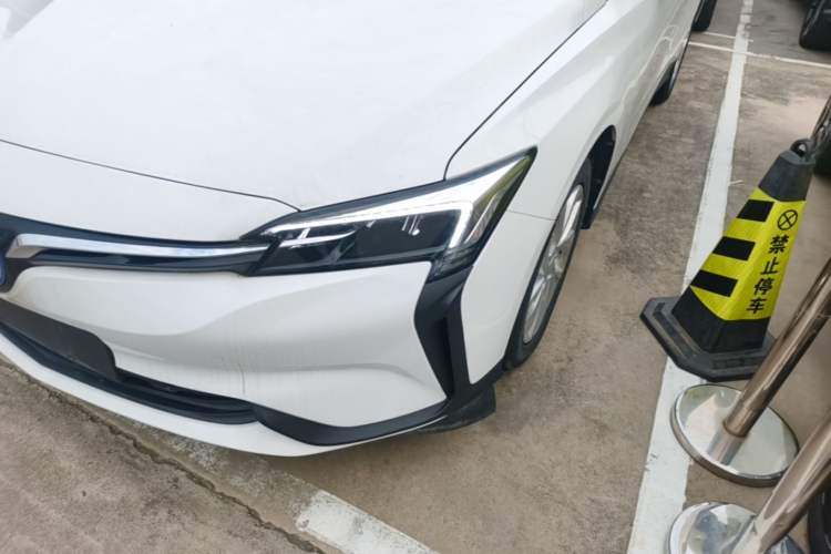 Used Buick Velite 6 2022 Connected & Shared PLUS Left Front Headlight