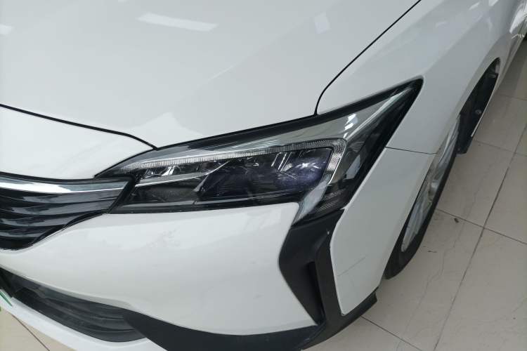 Used Buick Velite 6 2022 Plug-in Hybrid Connected & Shared Model Left Front Headlight