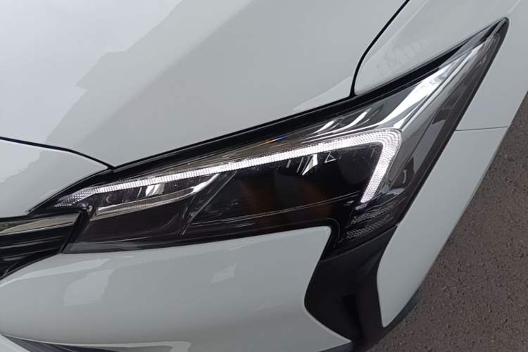Used Buick Velite 6 2022 Plug-in Hybrid Connected Smart Edition Left Front Headlight
