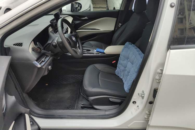 Used Buick Velite 6 2022 Plug-in Hybrid Connected Fashion Model Left Front Seat