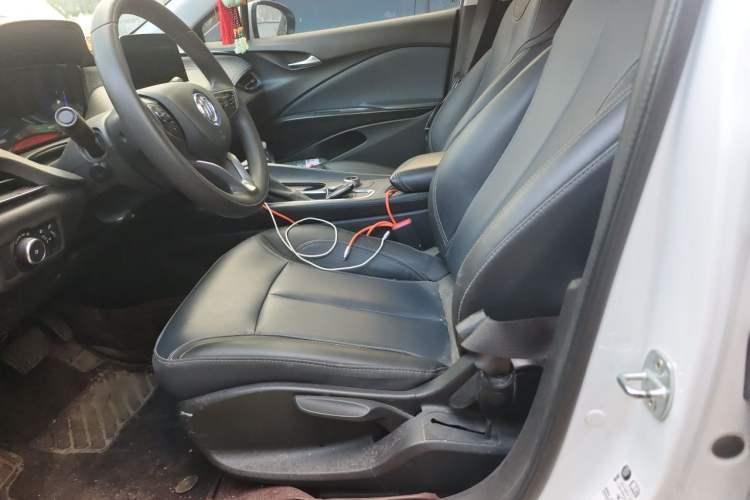 Used Buick Velite 6 2022 Plug-in Hybrid Connected & Shared Model Left Front Seat