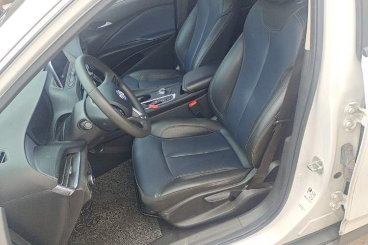 Used Buick Velite 6 2022 Connected Intelligence PLUS Version Left Front Seat