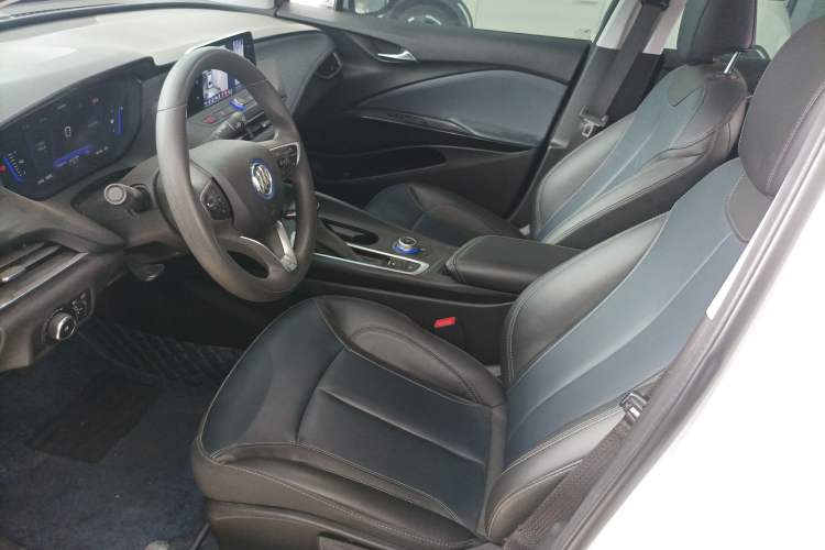 Used Buick Velite 6 2022 Plug-in Hybrid Connected & Shared Model Left Front Seat