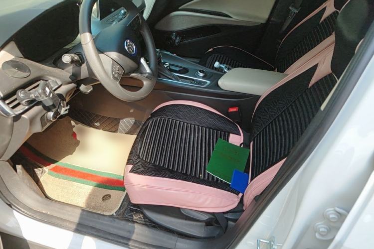 Used Buick Velite 6 2022 Plug-in Hybrid Connected Fashion Model Left Front Seat