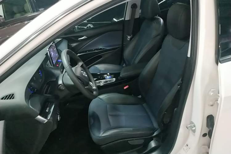 Used Buick Velite 6 2022 Plug-in Hybrid Connected Smart Edition Left Front Seat