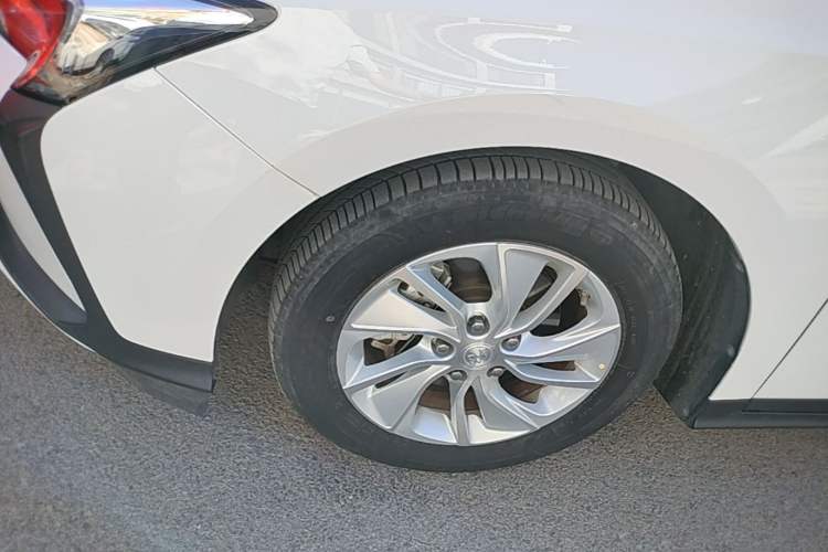 Used Buick Velite 6 2022 Plug-in Hybrid Connected Fashion Model Left Front Wheel Hub