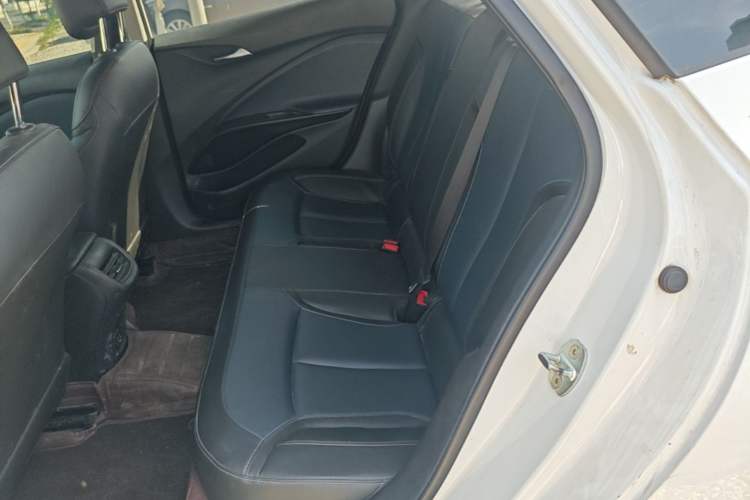 Used Buick Velite 6 2022 Plug-in Hybrid Connected & Shared Model Left Rear Seat