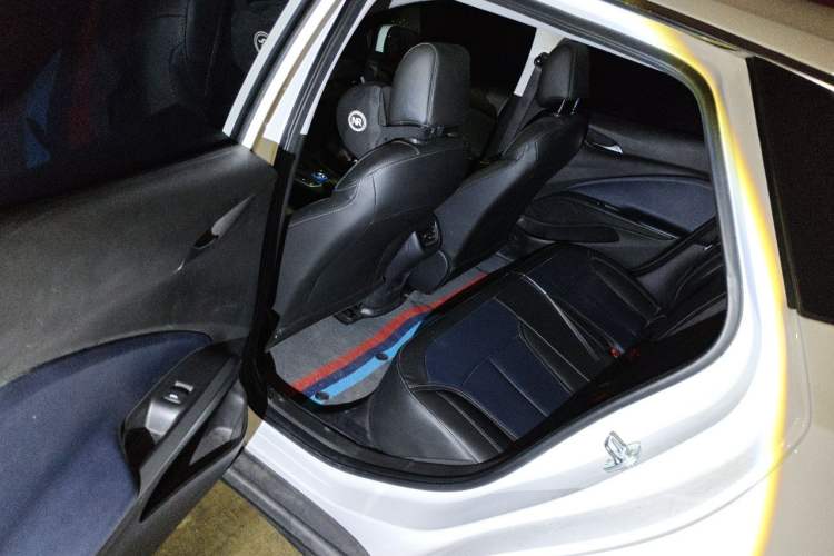 Used Buick Velite 6 2022 Connected & Shared PLUS Left Rear Seat
