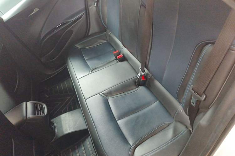 Used Buick Velite 6 2022 Plug-in Hybrid Connected Smart Edition Left Rear Seat