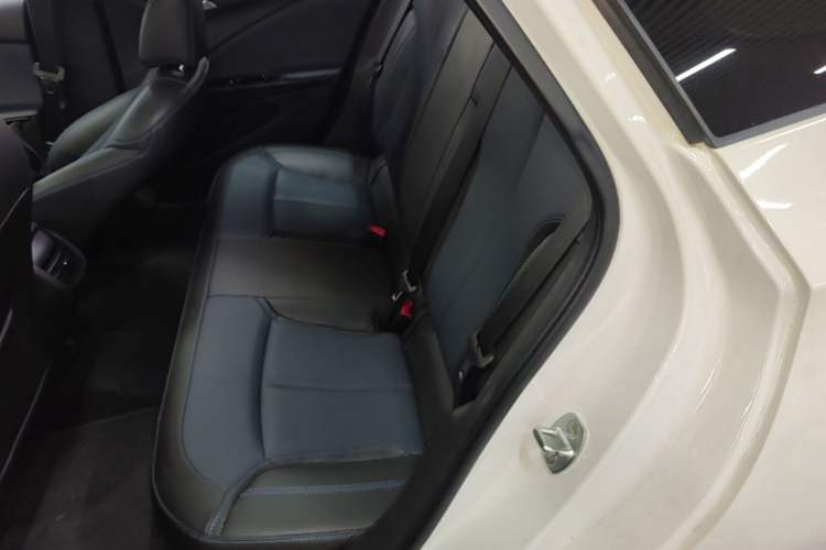 Used Buick Velite 6 2022 Plug-in Hybrid Connected Smart Edition Left Rear Seat