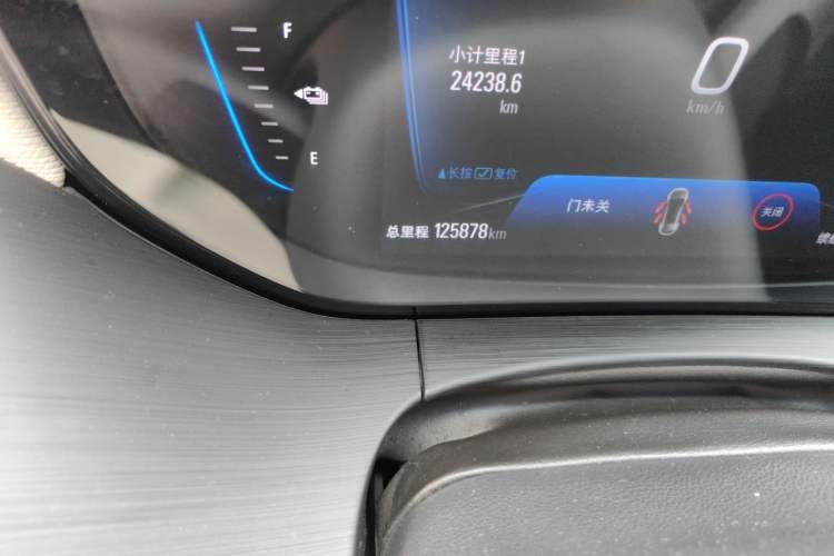 Used Buick Velite 6 2022 Plug-in Hybrid Connected Fashion Model Odometer Close Up