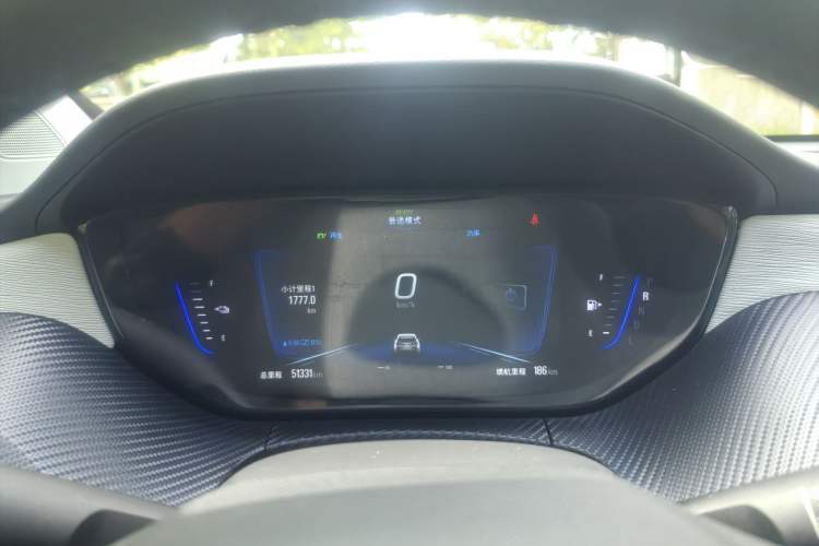 Used Buick Velite 6 2022 Plug-in Hybrid Connected Smart Model Odometer Close Up