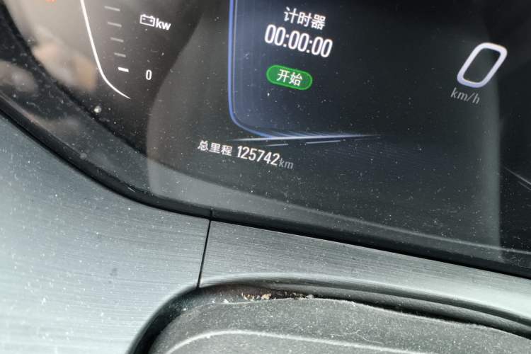 Used Buick Velite 6 2022 Connected & Shared PLUS Odometer Close Up