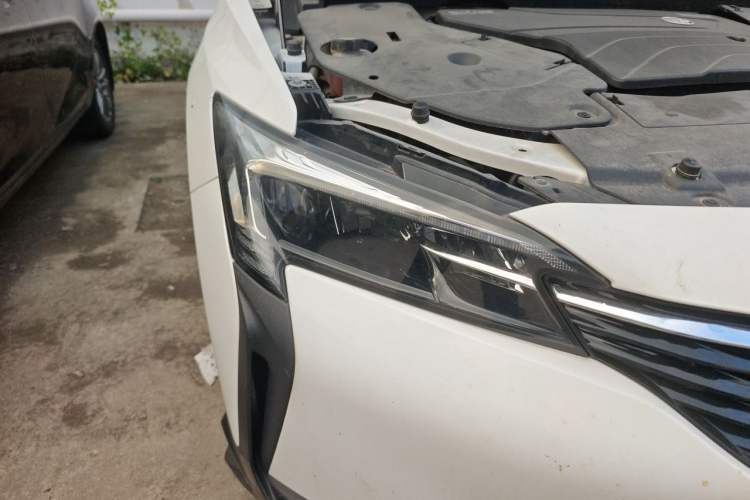 Used Buick Velite 6 2022 Plug-in Hybrid Connected & Shared Model Right Front Headlight
