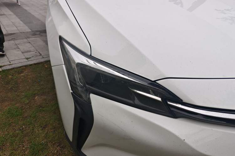 Used Buick Velite 6 2022 Connected & Shared PLUS Right Front Headlight