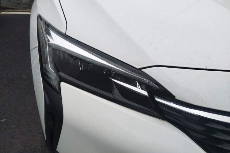 Used Buick Velite 6 2022 Plug-in Hybrid Connected Smart Model Right Front Headlight