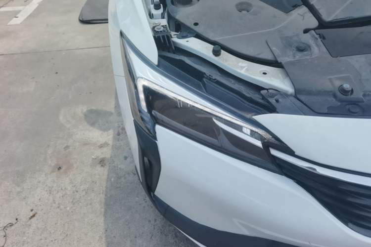 Used Buick Velite 6 2022 Plug-in Hybrid Connected & Shared Model Right Front Headlight