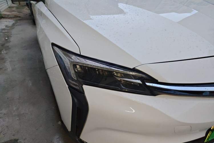 Used Buick Velite 6 2022 Connected & Shared PLUS Right Front Headlight
