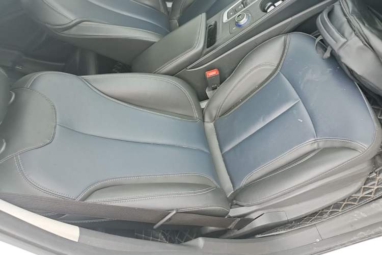 Used Buick Velite 6 2022 Connected Fashion PLUS Right Front Seat