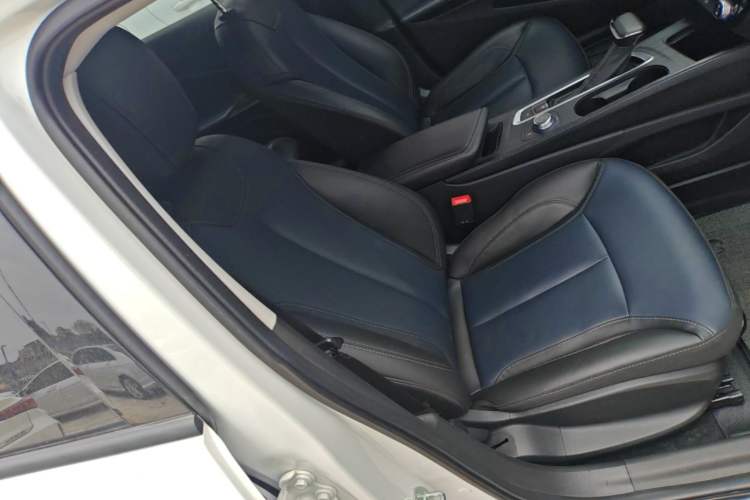 Used Buick Velite 6 2022 Connected Fashion PLUS Right Front Seat