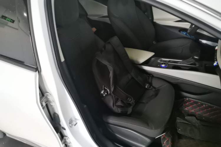 Used Buick Velite 6 2022 Plug-in Hybrid Connected Fashion Model Right Front Seat