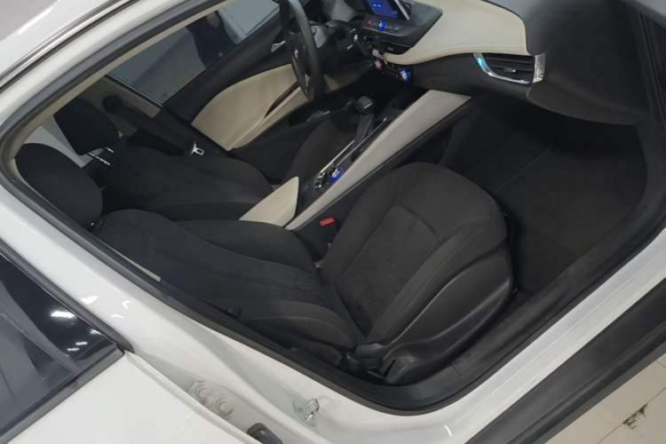 Used Buick Velite 6 2022 Plug-in Hybrid Connected Fashion Model Right Front Seat