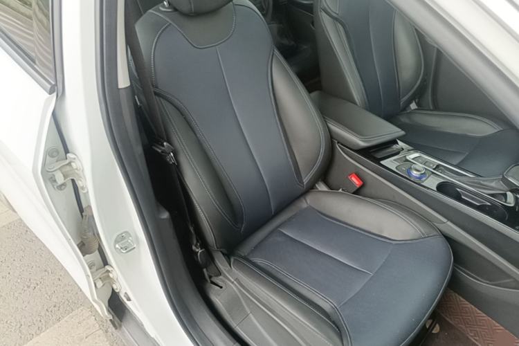 Used Buick Velite 6 2022 Plug-in Hybrid Connected Smart Edition Right Front Seat